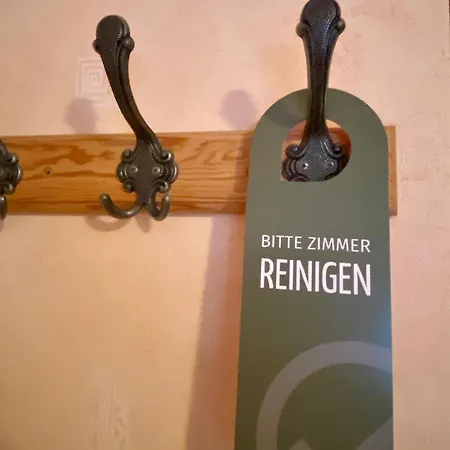 Pension-schoenheim * Monzingen
