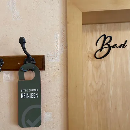 Bed & Breakfast B&B Gaestehaus-Schoenheim *