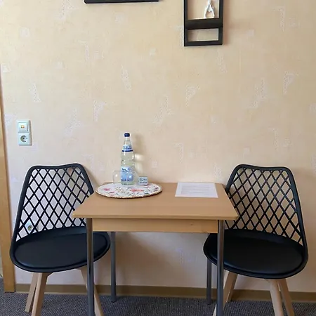 B&B Gaestehaus-Schoenheim *